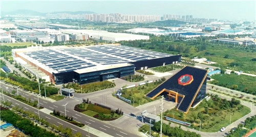 玻璃創造美好世界 一座工廠的兩種玻璃，技術開發引領企業新風向